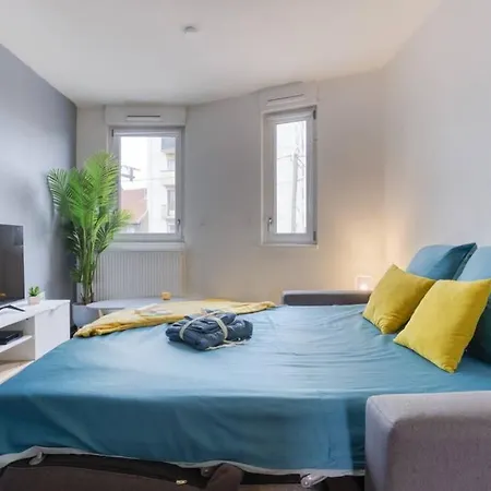 Le Funky - 5' Centre - Entree Autonome - Bein - Shopping - Wifi - Netflix - Nigloland شقة